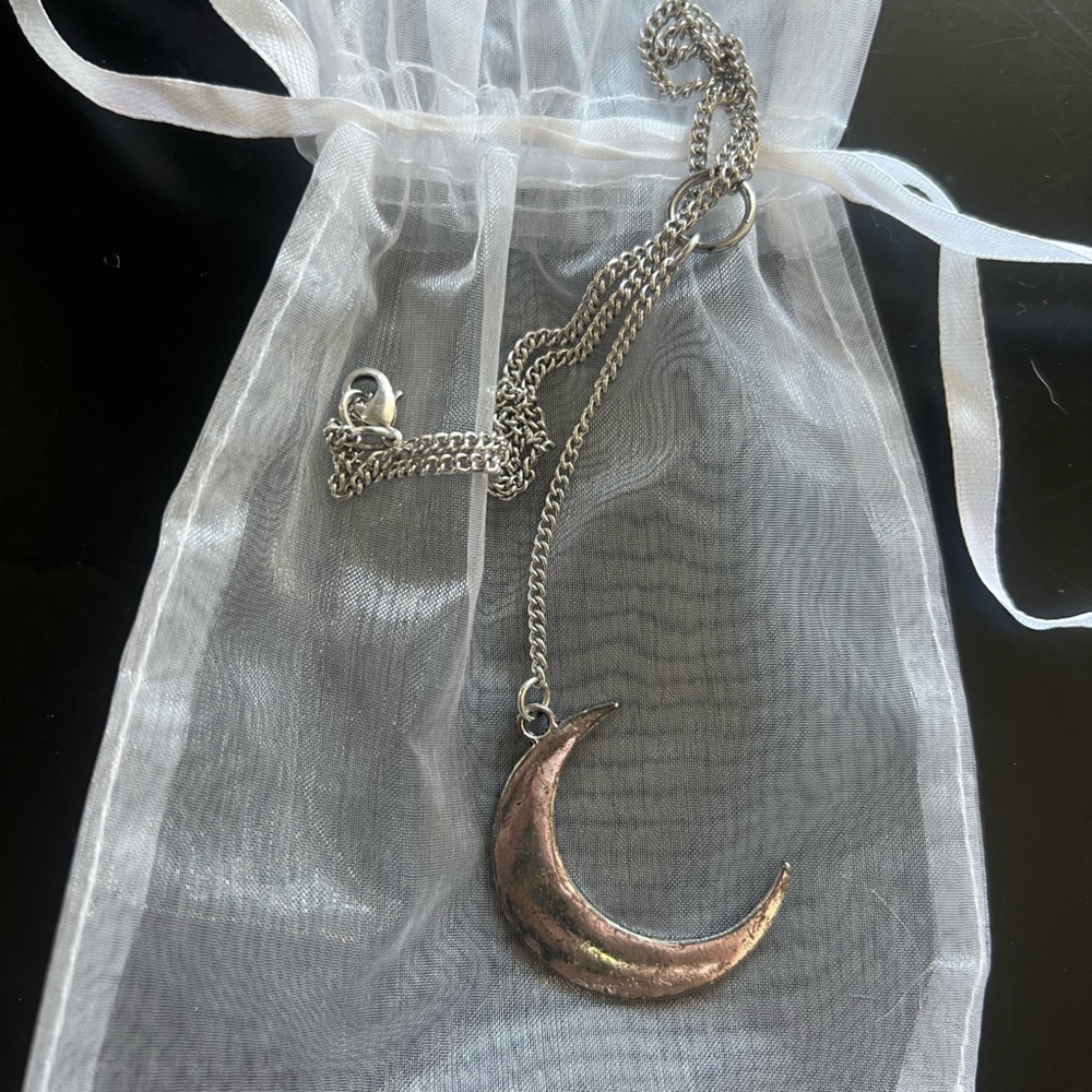 Silver Crescent Moon Lariat Pendant Necklace